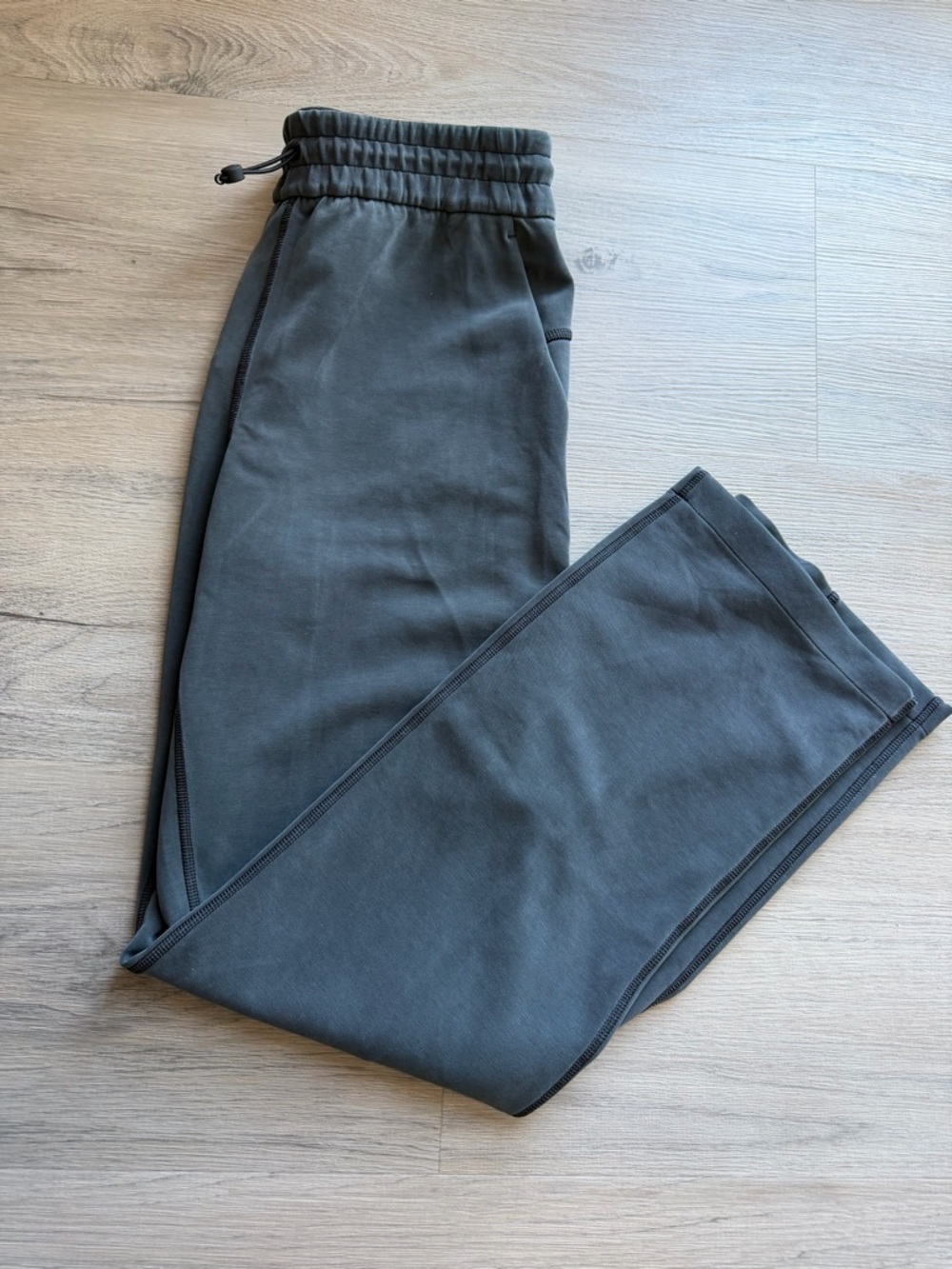 Lulu lemon size 6 ready to rulu pant